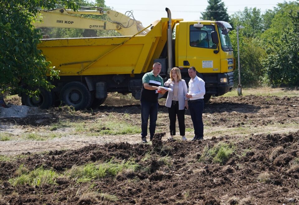 Арсовска: Започнуваме нов зелен плоштад и парк од 5000 квадратни метри во населбата Ченто 
