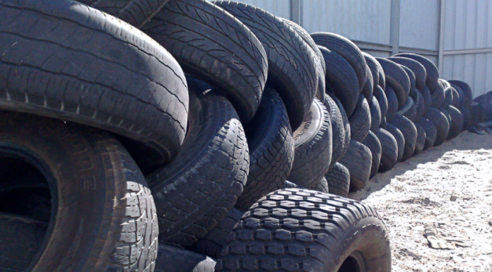 Дали знаете зошто гумите за возила се црни?