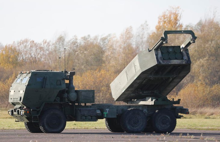 Украина: Американските ракетни системи „ХИМАРС“ пристигнаа во земјата