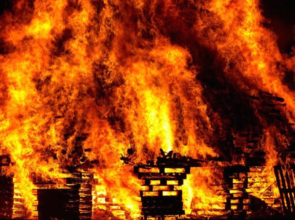 Изгореа три фирми во Скопје – еве ги деталите од полицијата