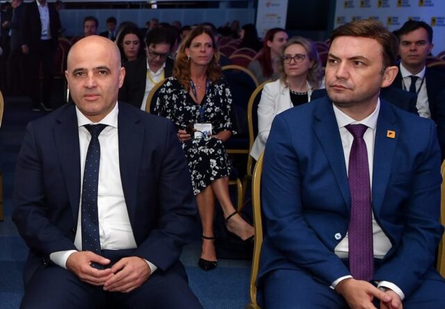 ВМРО-ДПМНЕ: Секое ново излегување на Османи во јавноста е поконтрадикторно и посмешно од претходното – внатре во владејачкото мнозинство дејствуваат како раштиман оркестар