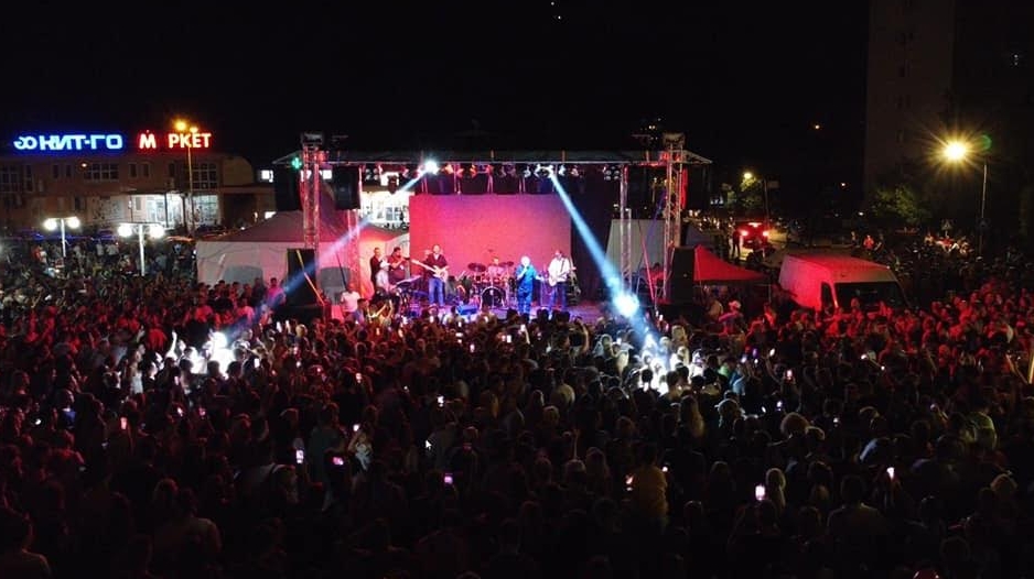 Над 20.000 посетители на роденденска прослава: Со спектакуларен концерт на Жељко Самарџиќ заврши Културно лето во Кисела Вода