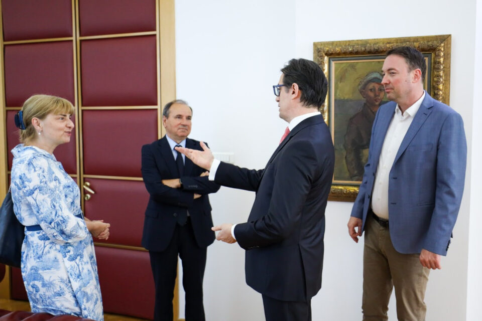 Лидерите на ДОМ, ДС и ЛДП на средба со претседателот Пендаровски за францускиот предлог
