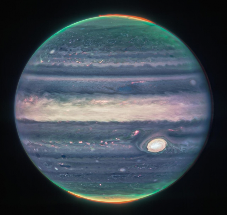 НАСА објави нови фотографии од Јупитер: „Никогаш не сме го виделе ваков, неверојатно“ (ФОТО)
