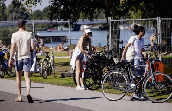 Студија: Ако сите користат велосипеди колку Холанѓаните, глобалните емисии на јаглерод би биле за 700 милиони тони помалку