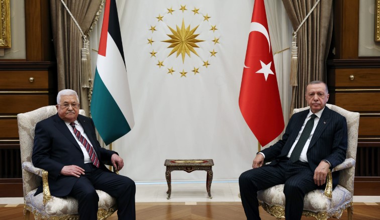Абас на средба со Ердоган