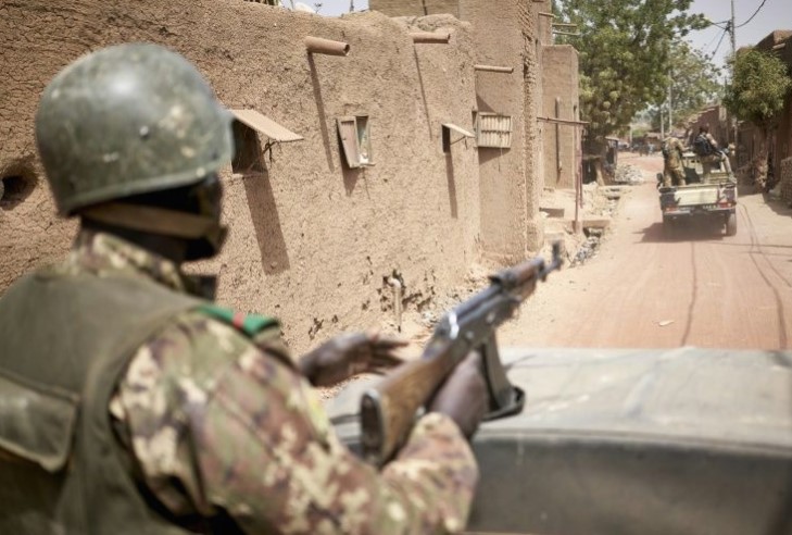 Во Мали 49 војници од Брегот на Слоновата Коска обвинети за „поткопување на државната безбедност“