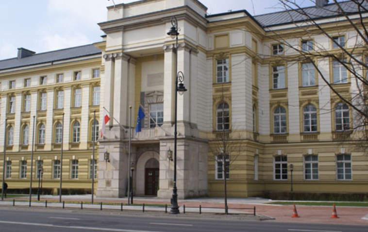 Полската влада предлага субвенции за греење на домаќинствата, болниците и училиштата