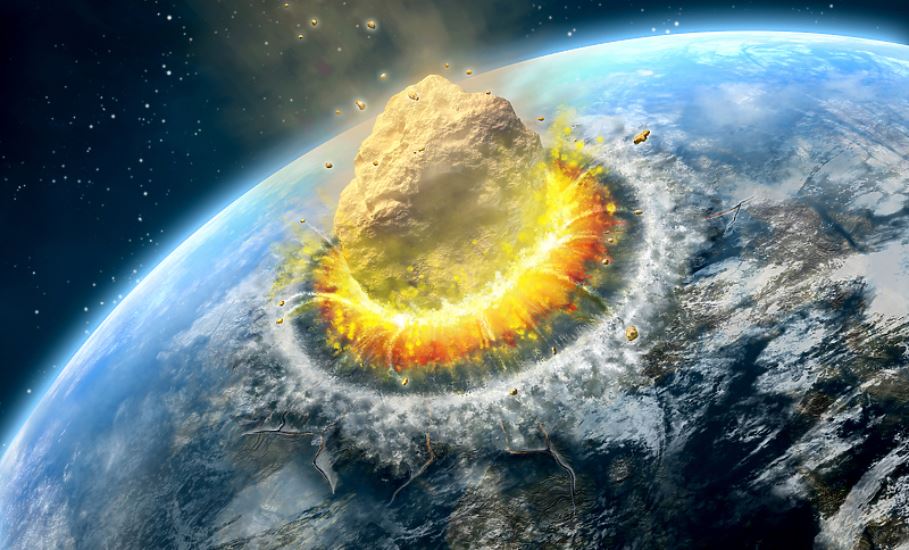 Дали два астероиди удриле во Земјата и ги убиле диносаурусите?