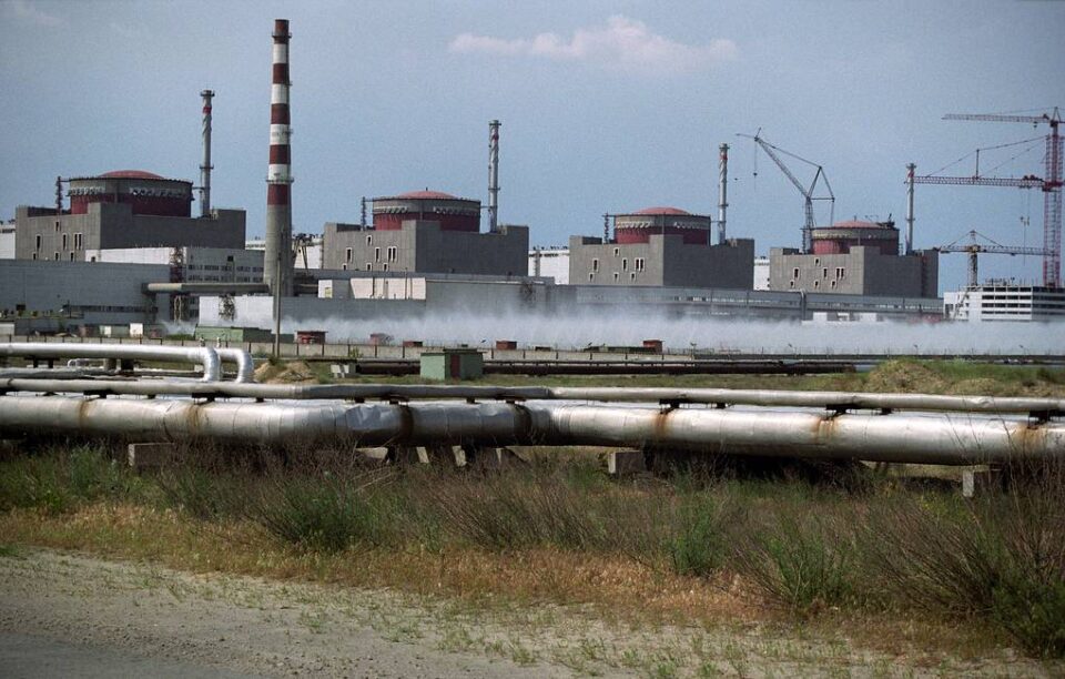 АЕЦ „Запорожје“ е исклучена, оштетени се високонапонски водови при руски напад