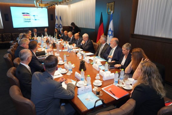 Историски консултации помеѓу Израел и Германија во областа на националната безбедност