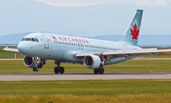 Канада ги укинува сите Ковид ограничувања за патниците кои пристигнуваат