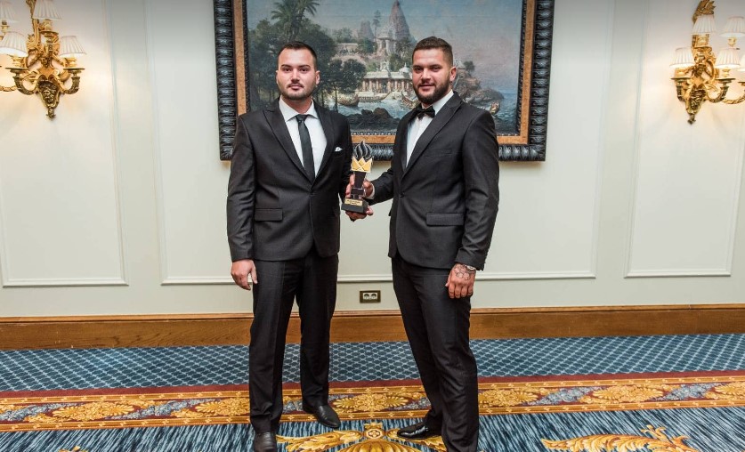 Македонците Пеце и Мартин се меѓу најуспешните и најамбициозни млади бизнис лидери од Европа – напорната работа ги доведе до успех и значајно признание