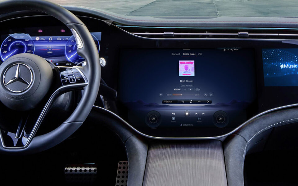 Ново „Епл Спејшал аудио“ за во некои „Мерцедес“ автомобили