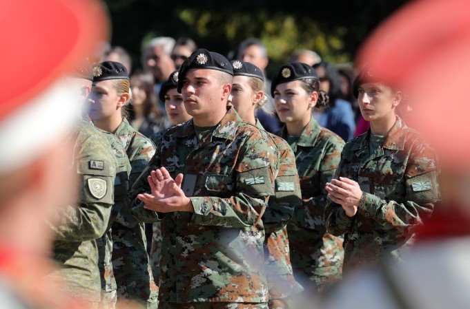 Воената академија ги промовираше новите потпоручници и новите питомци