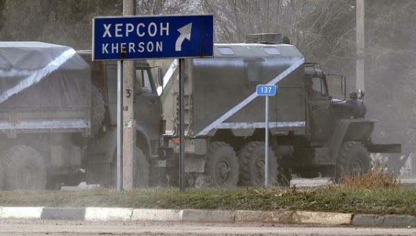 Арестович: Русите се подготвуваат за најтешката битка во Херсон