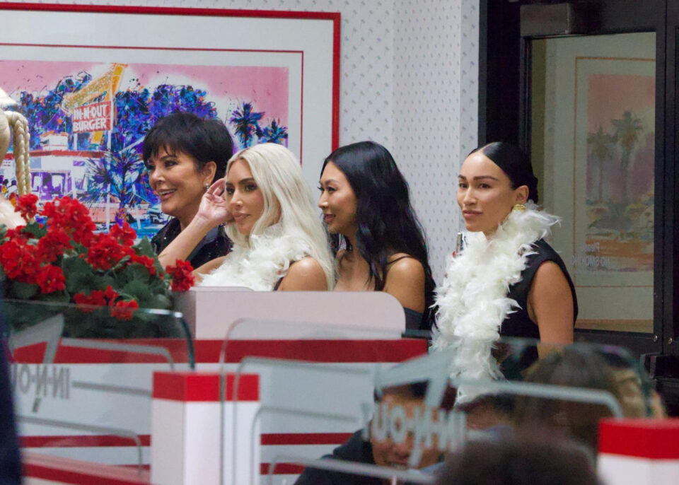 Наместо во казино, Ким Кардашијан го прослави роденденот во ресторанот за брза храна кој го обожава и принцот Хари