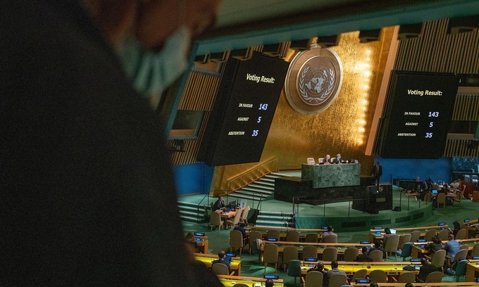 Генералното собрание на ОН со огромно мнозинство ја осуди нелегалната руска анексија на четирите украински региони