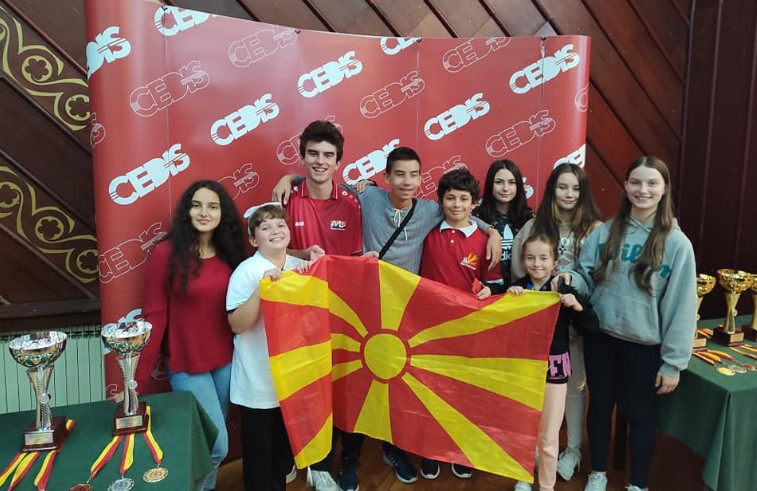 Два сребрени медали за македонските шаховски надежи на Балканијадата во Цетиње