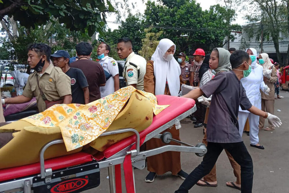 Бројот на жртви во земјотресот во Индонезија се зголеми на 268 лица