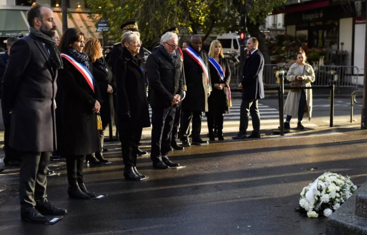 Франција им оддаде почит на жртвите од терористичките напади од 13 ноември 2015 година