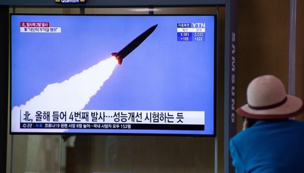 Ракетата истрелана од Северна Кореја не прелета над Јапонија