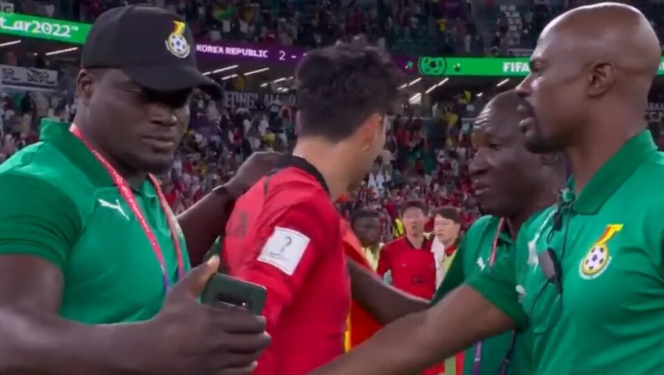 Сон плачеше по поразот, а тренер на Гана си правеше селфи (ВИДЕО)