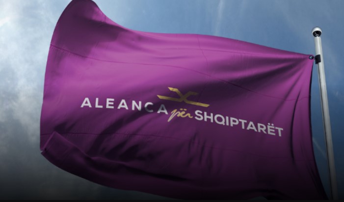 Алијанса за Албанците ги поддржува приватните превозници: Арсовска да ги прифати нивните барања