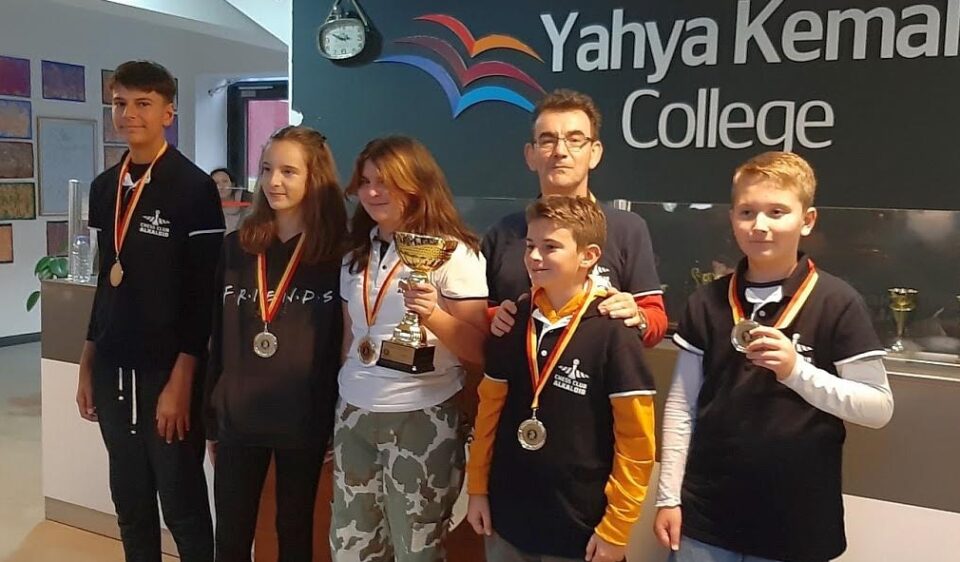 Јуниорите на Алкалоид со најмногу медали на екипно првенство во шах