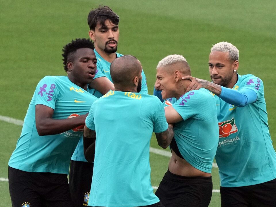 СП во Катар: Паника во редовите на Бразил, селекторот го прекина тренингот и им порача на фудбалерите да престанат да го прават тоа