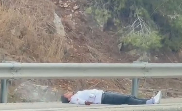 УЖАС: Палестинец со нож уби тројца, а рани уште тројца Израелци на Западниот брег