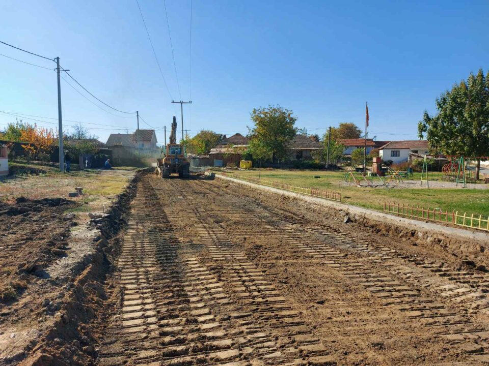Стојанов: Започна изградбата на дел од улица во Пепелиште