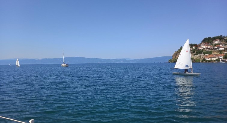 ИЈЗ: Во Охридското езеро се испуштаат фекалии, но тоа не влијае на квалитетот на водата
