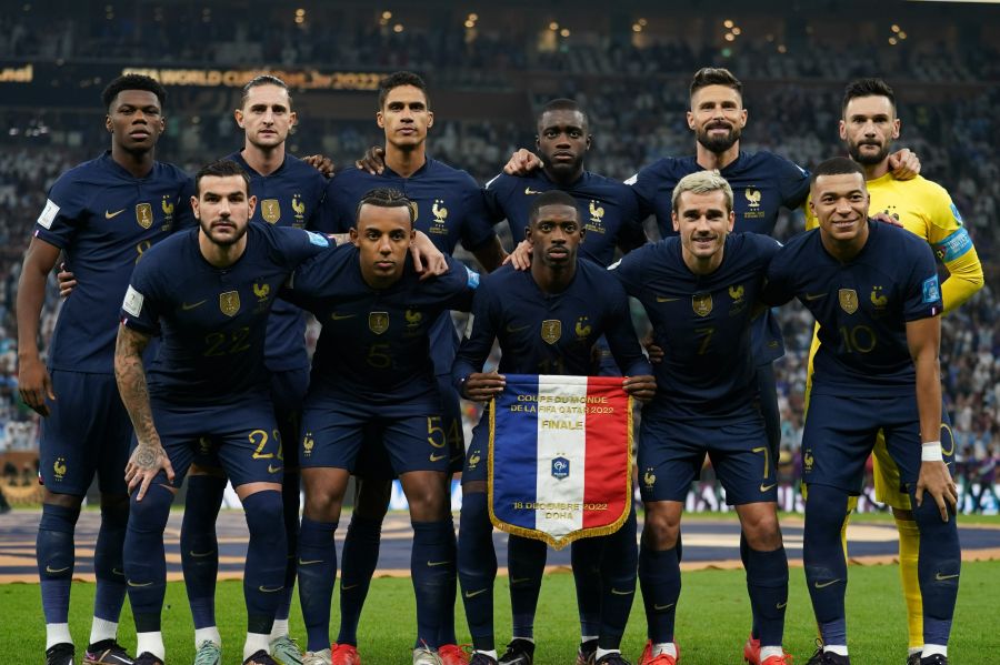 Капитенот на Франција се прости од репрезентацијата