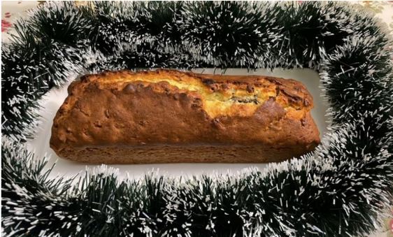 Божиќен колач: Рапсодија на вкусови од суво овошје (РЕЦЕПТ)