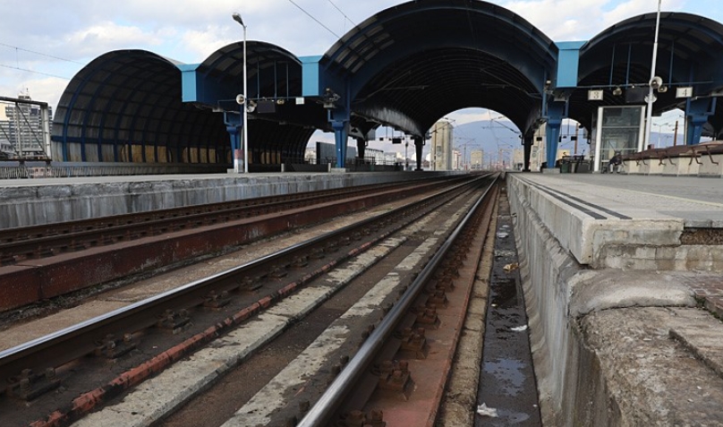 По излизгување на вагон: Нормализиран сообраќајот на железничката линија Велес – Скопје