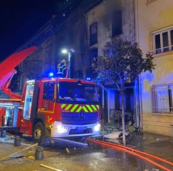УЖАС: Мајка и седум деца загинаа во пожар во Франција