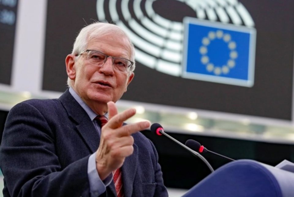 Борел потврди дека дипломат на ЕУ од Шведска е притворен во Иран повеќе од една година