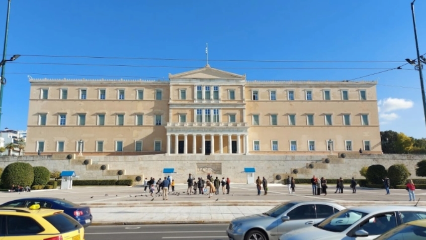 Новите пратеници во грчкиот Парламент положија свечена заклетва