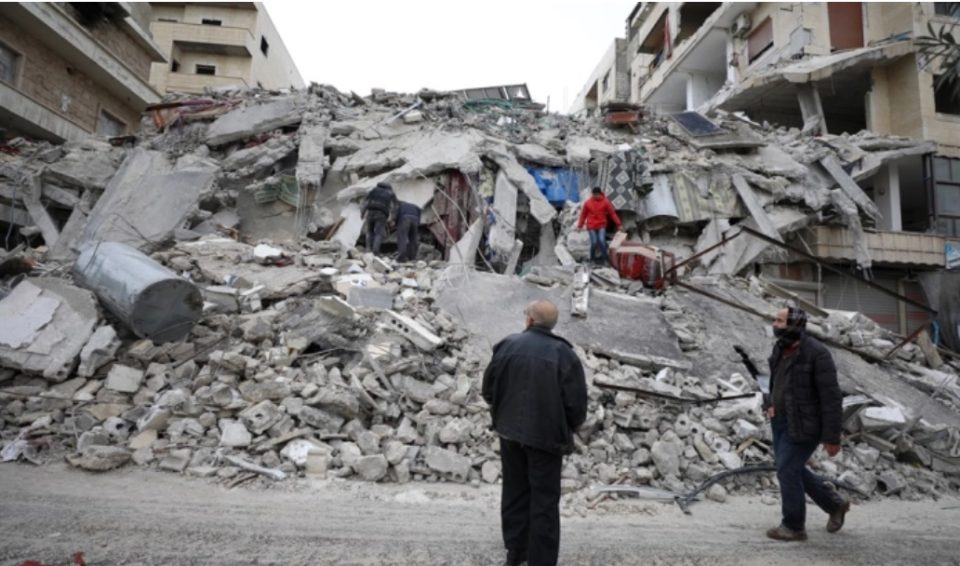 Ердоган: Ќе ги повикам на одговорност сите виновници за над 40.000 загинати во земјотресите