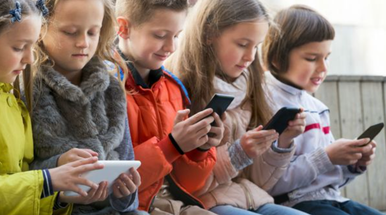 Логопед Шикоска предупредува: Предолгата изложеност на екраните доведува до влошување на говорот кај децата