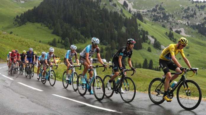 Тур де Франс првпат во историјата нема да финишира во Париз