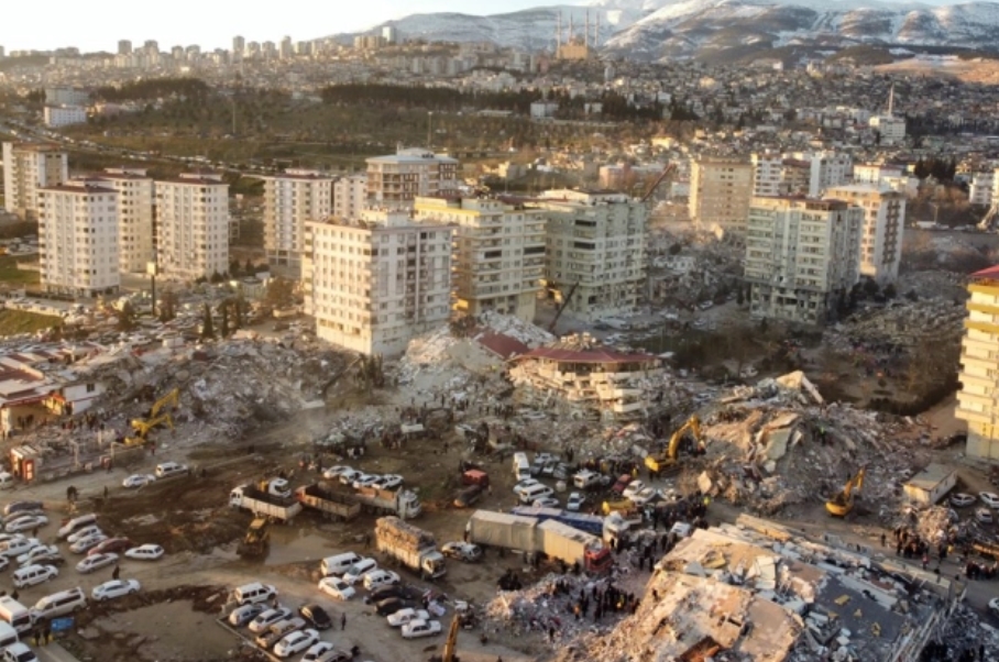 Околу 160 лица во Турција приведени поради ширење страв на социјални мрежи по земјотресите