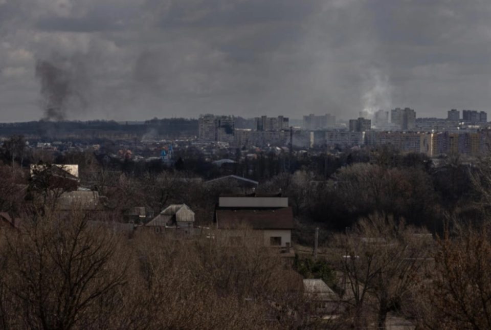 Руски удари врз голем број украински региони, има прекини на снабдувањето со струја