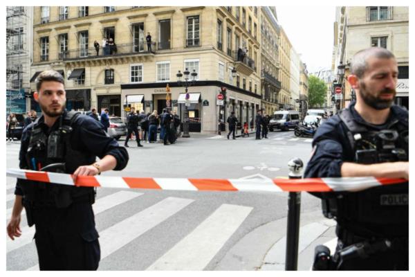 Вооружен грабеж на златарница на „Bulgari“ во Центарот на Париз