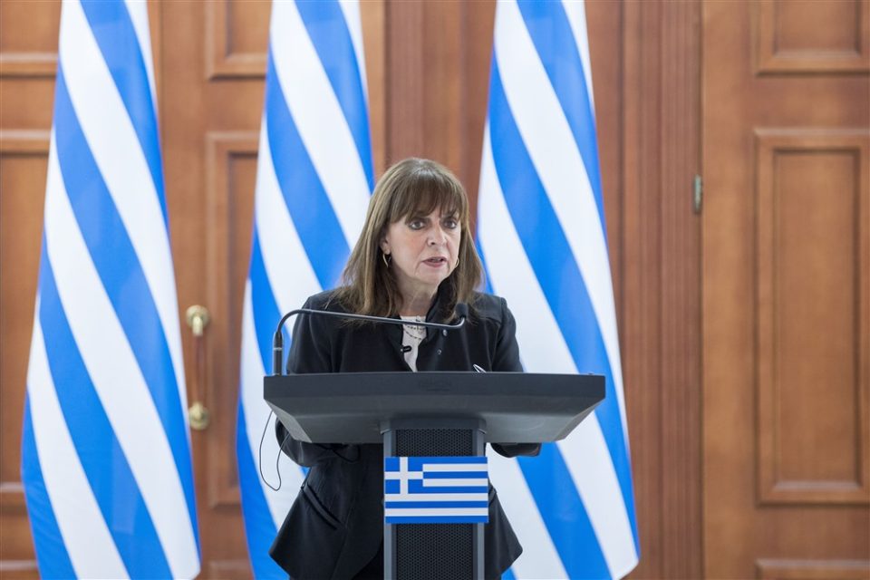 Грција го поддржува влезот на Западен Балкан во ЕУ