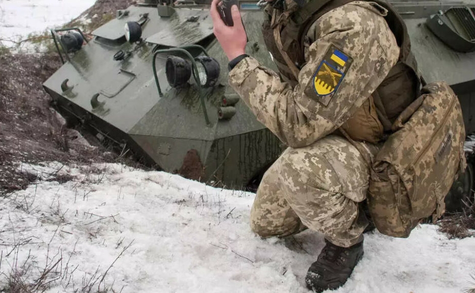 Украинските војници на линијата на фронтот ќе добиваат дополнителни 2.700 долари месечно