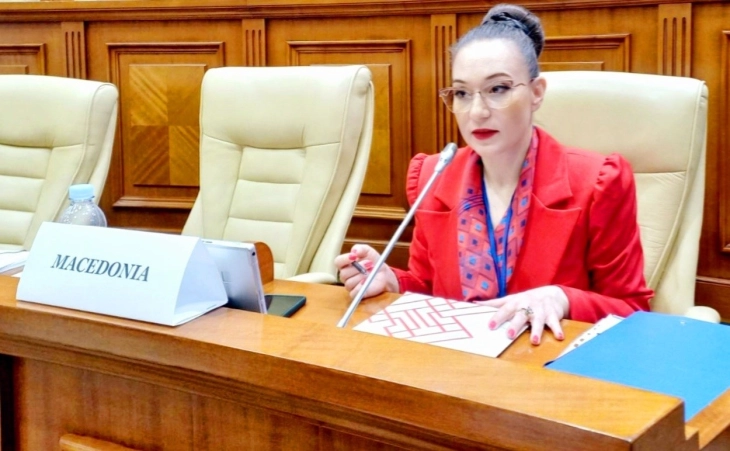 Пратеничката Мизрахи на состанок на Парламентарниот комитет на ЦЕИ- ПД во Кишињев