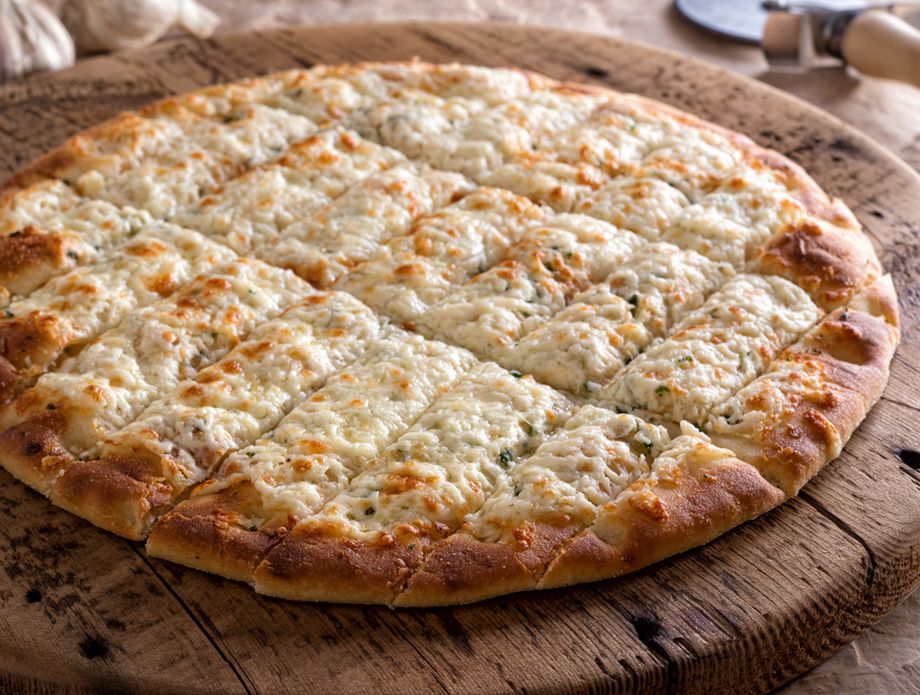 Толку вкусно, а едноставно: Рецепт за „канадска пица“ со путер, лук и кремаст сос