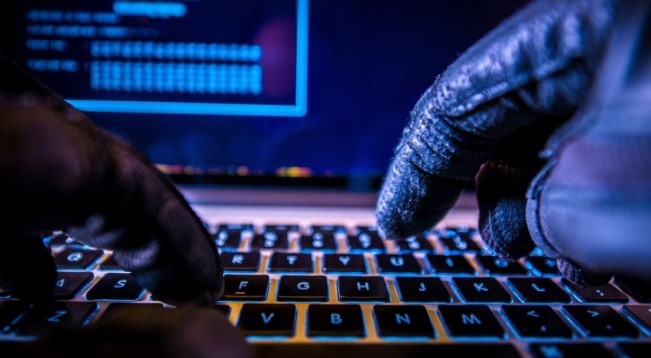 Проруски хакери ја блокираа веб-страницата на францускиот Сенат